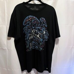 INTO THE AM Black T-Shirt XL Mushroom Skull Psychedelic Graphic Rave Party USA